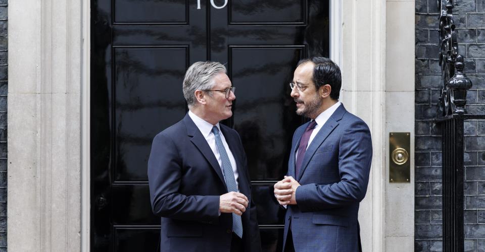 Με τον Πρωθυπουργό του ΗΒ συνομίλησε ο Πρόεδρος, πρόταση για έναρξη συζητήσεων...