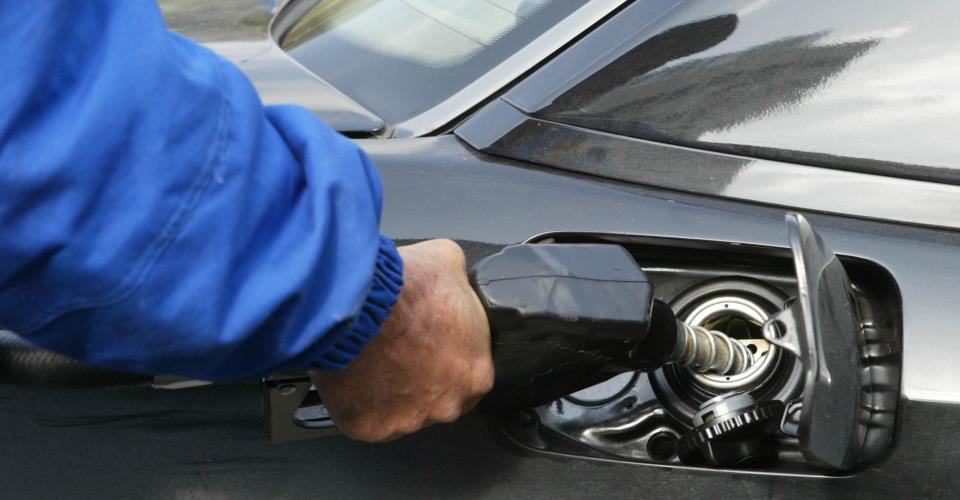 Μικρότερη η μείωση στην τιμή καυσίμων λόγω συνεχών αυξήσεων λέει στο ΚΥΠΕ ο Κ....