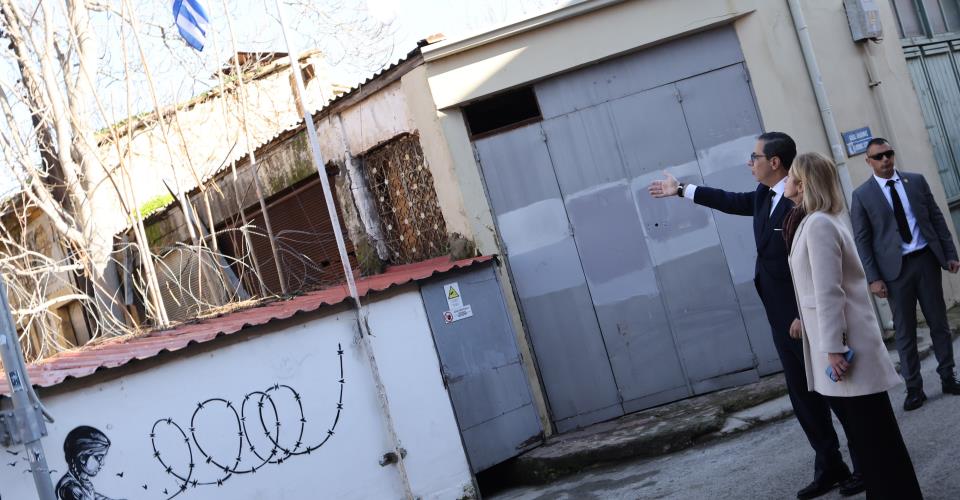 Επίσκεψη Ευρωπαίων Επιτρόπων στην παλιά Λευκωσία και κατά μήκος της πράσινης...