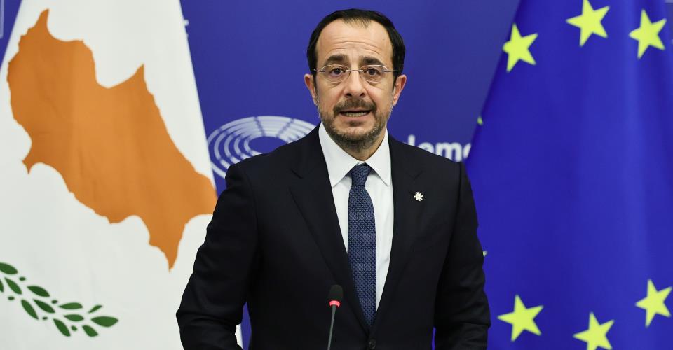 «Συνεχίζουμε με την ίδια υπευθυνότητα», λέει ο Πρόεδρος για αναβάθμιση από Scope