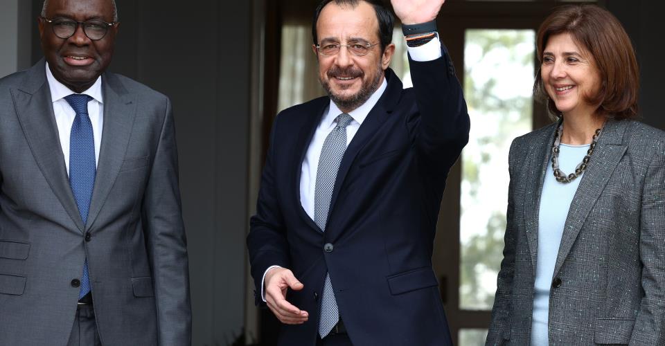 Ο Ντιάν καλεί τους Κυπρίους να εστιάσουν στο μέλλον, στον διάλογο και όχι στον...