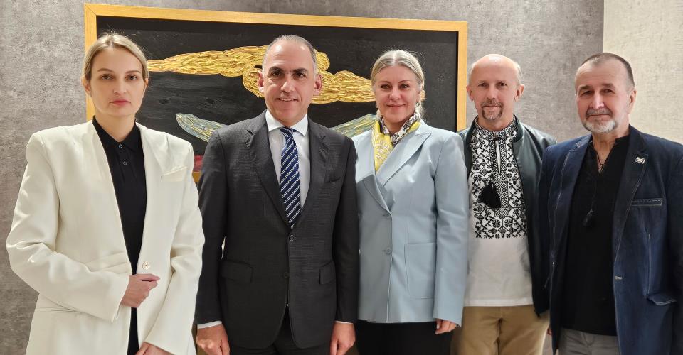Kıbrıs milletvekilleri Ukrayna