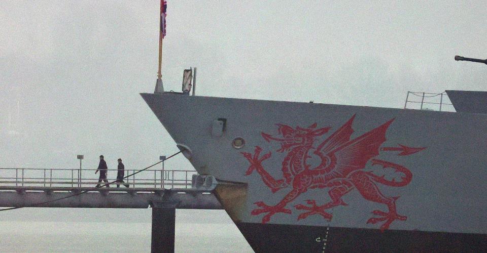 Απέπλευσε το βρετανικό αντιτορπιλικό «Dragon»