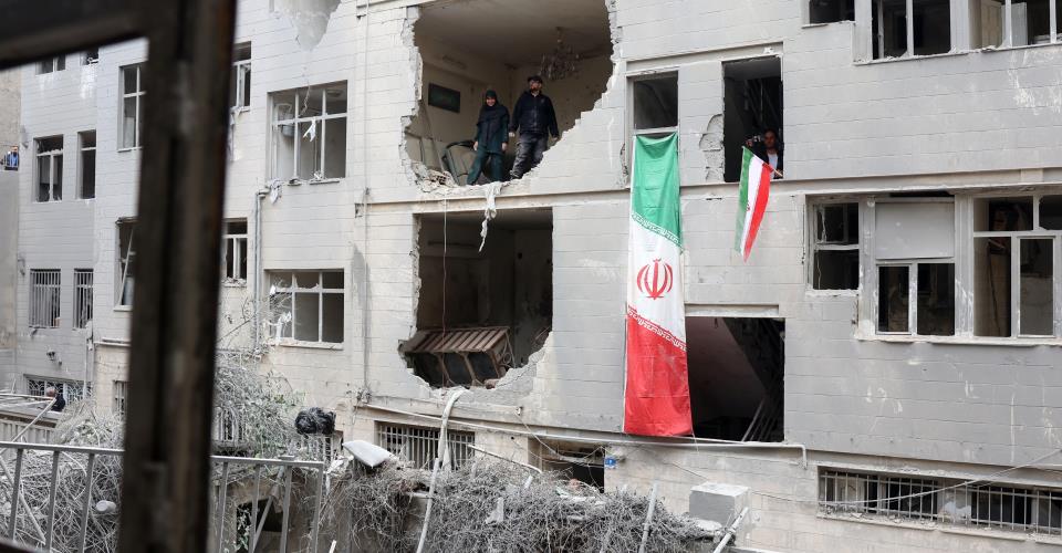 Για ανεξέλεγκτες ενέργειες μιλά το Ιράν λόγω πληγμάτων στις ενεργειακές υποδομές